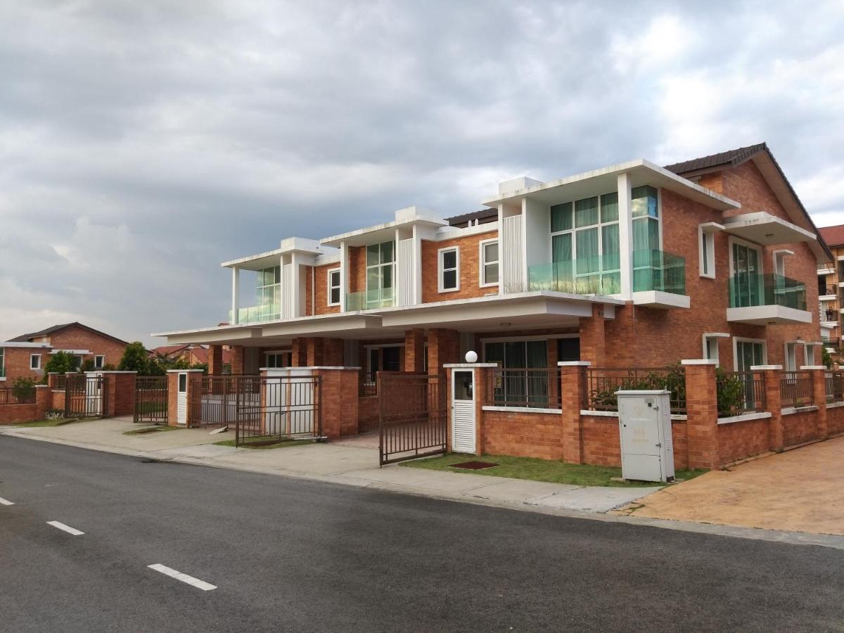 Goodview Vacation Homestay @Kajang Exterior foto